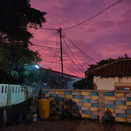 Algira Guest House Gunungbatu Syariah Cimanggu Buitenkant foto